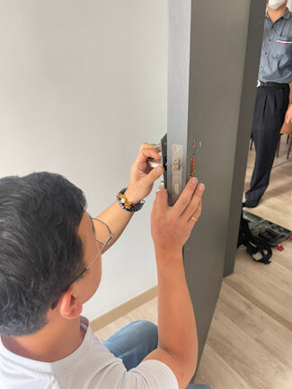 door_install_5